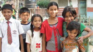 Suman, Laxman, Samjhana, Usha, Nisha (non parrainée par SEA), Binisha