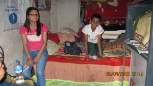 suman dans sa maison