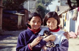 Laxmi et Sarita, enfants